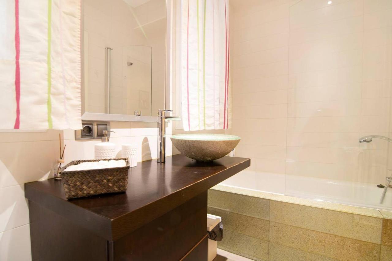 Cozy Apartment Near San Miguel Market By Batuecas Madrid Ngoại thất bức ảnh