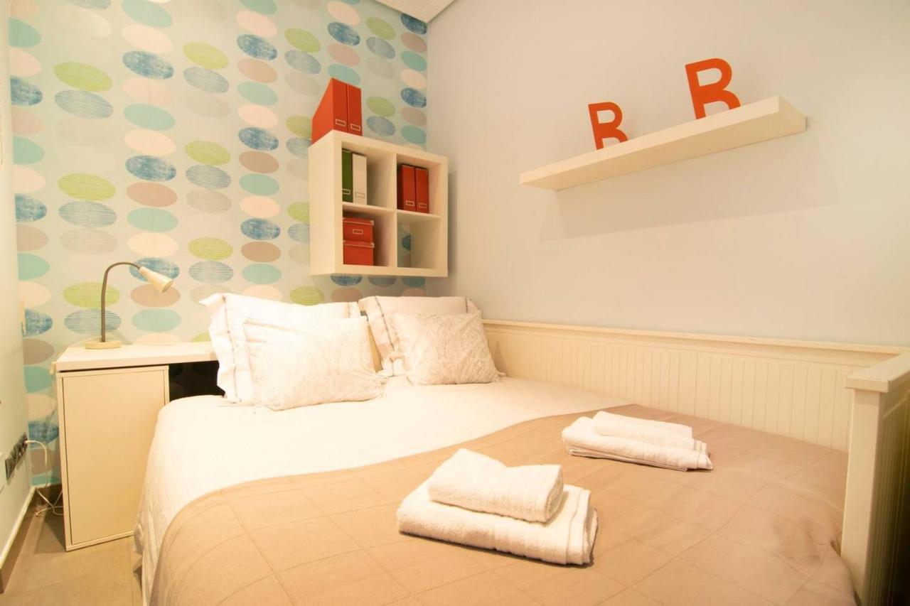 Cozy Apartment Near San Miguel Market By Batuecas Madrid Ngoại thất bức ảnh